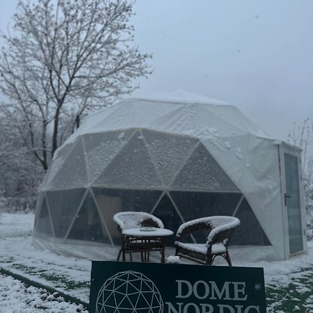 The Frog Glamping Hotel Horezu Luaran gambar
